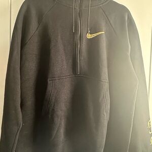 Nike Men's Black and Gold Zip-Up Sweater